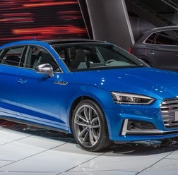 アウディ S5 スポーツバック 新型