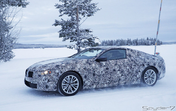 BMW 8シリーズ クーペスクープ写真