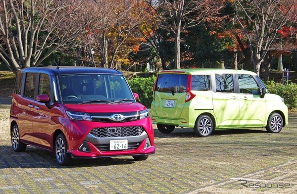 トヨタタンクカスタム（左）とルーミー（右）