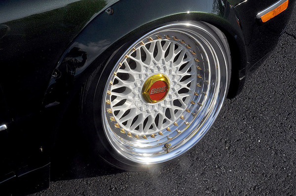VW・パサート（オーナー／竹林ユウキさん）by custom & car Audio PARADA