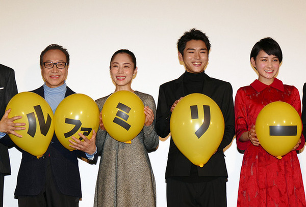 ／『サバイバルファミリー』初日舞台挨拶