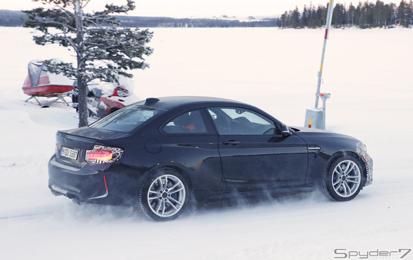 BMWM2 CSスクープ写真