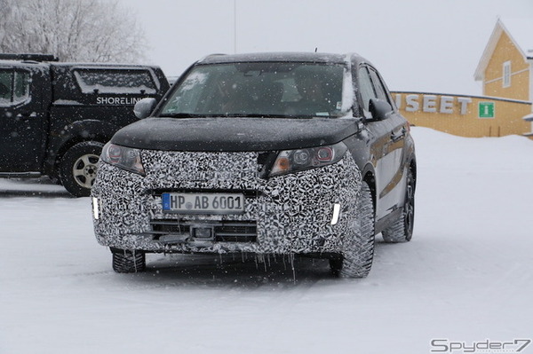 スズキエスクード改良新型スクープ写真