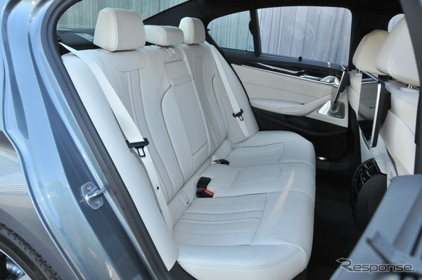BMW 5シリーズ（540i Mスポーツ）
