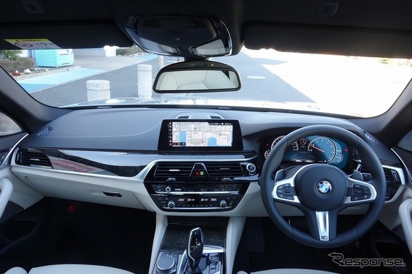 BMW 540i Mスポーツ