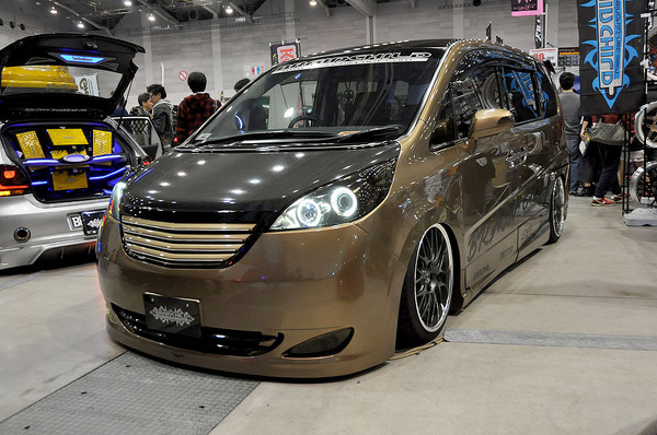 HONDA ステップワゴン（ショップデモカー）by ブレインチャイルド