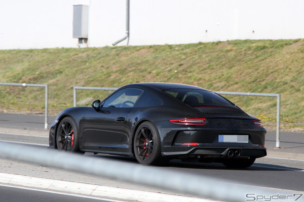 ポルシェ911GT3 RSスペシャルエディションスクープ写真