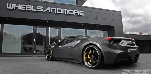 488 GTS スパイダー