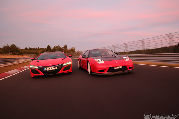 ホンダ NSX 新旧モデルがニュルでタイムアタック【写真集】