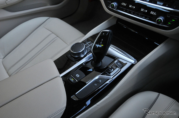 BMW 523dラグジュアリー
