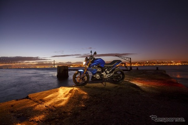 BMW G310R