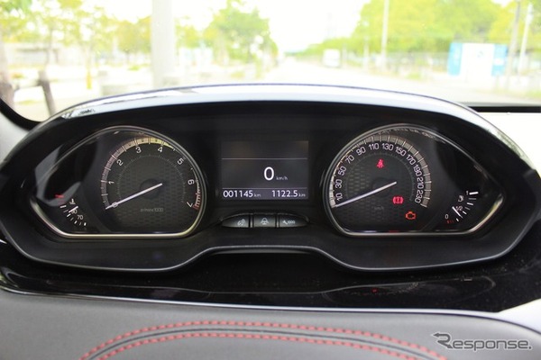 プジョー 208GTi by PEUGEOT SPORT