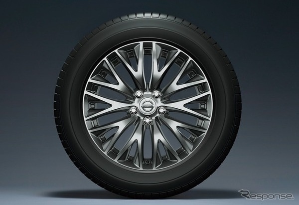 日産 シーマ 18インチアルミホイール（8J）＆245/50R18 100Wタイヤ