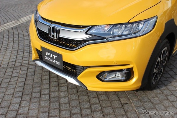 ホンダ フィット 改良新型（クロススタイル）
