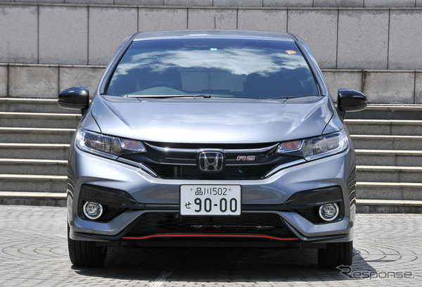 ホンダ・フィットRSホンダセンシング