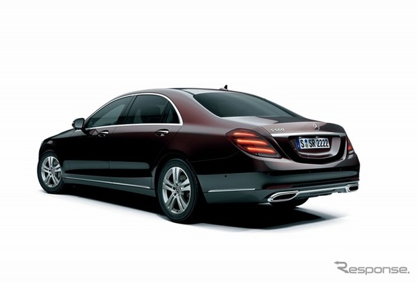メルセデスベンツ S560 リア