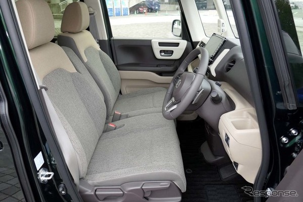 N-BOX G・EX ターボ Honda SENSINGの運転席周り