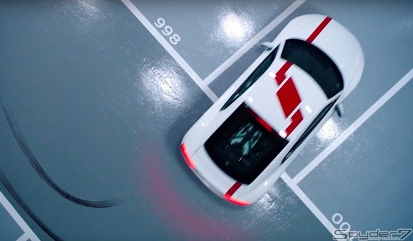 アウディ R8 V10 RWS　ドリフト動画