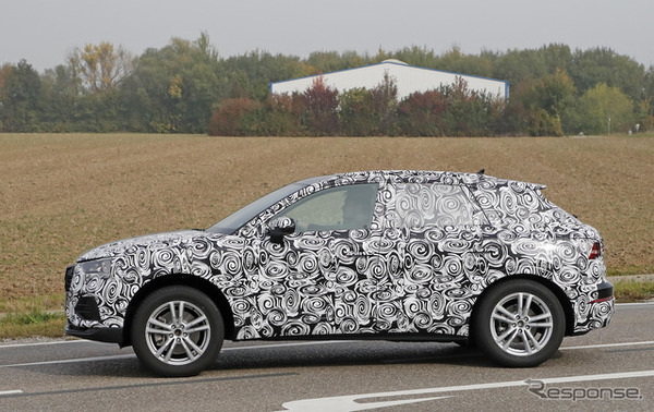 アウディ Q3 次期型 スクープ写真