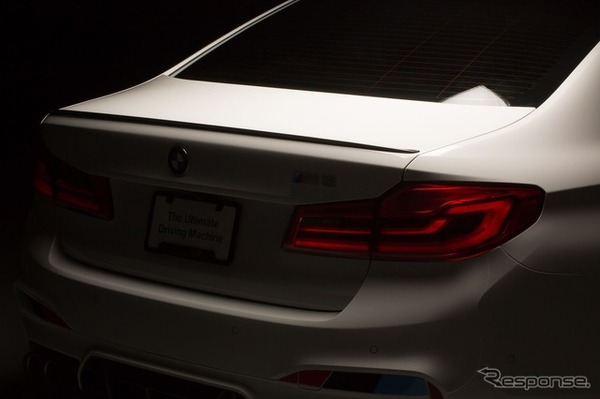 BMW M5 新型のMパフォーマンスパーツ