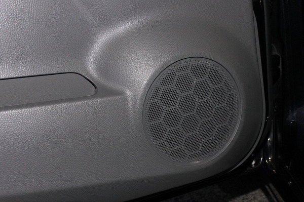 car audio newcomer！ U-23 マツダ AZワゴン（オーナー：妹尾尚子さん）　byリクロス　後編