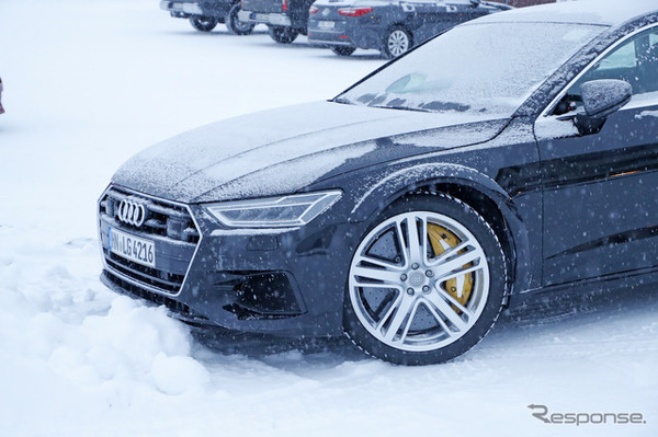 アウディ RS7 スクープ写真