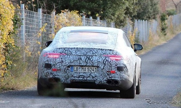 メルセデス AMG GTクーペの開発プロトタイプ車
