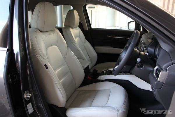 マツダ CX-5 2.5リットルガソリン