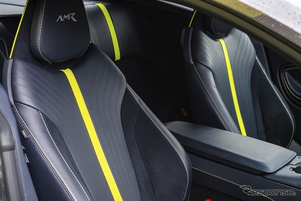 アストンマーティン DB11 AMR