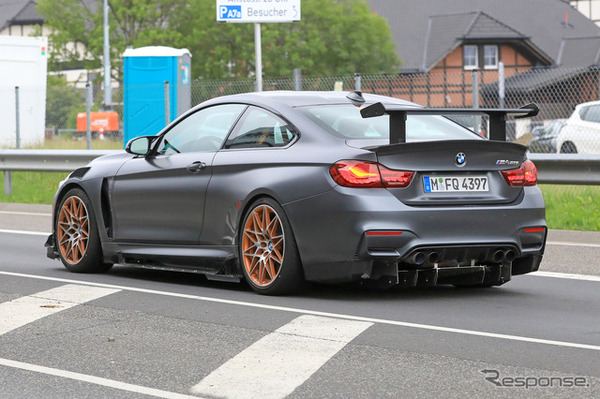 BMW M4 CSL プロトタイプスクープ写真