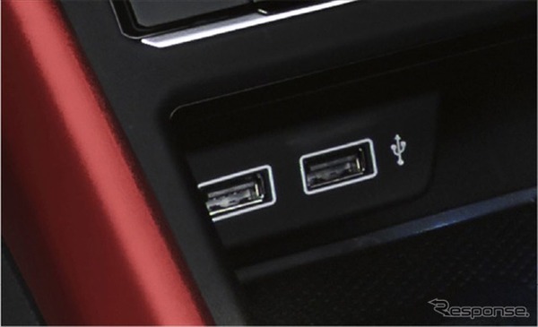 VW ポロ GTI USBポート