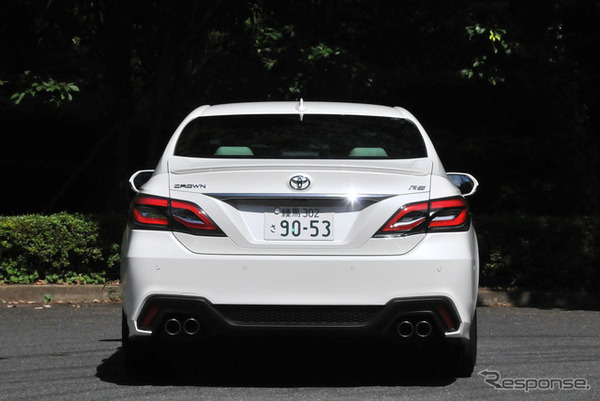 トヨタ クラウン 新型（2.0 RS）