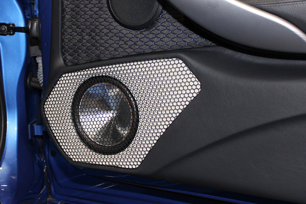 「BMW・320 GT」（製作ショップ：カーオーディオクラブ、オーナー：金子眞也さん）。