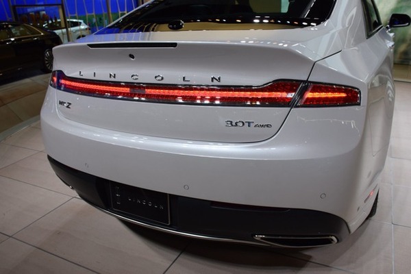 リンカーン MKZ（ロサンゼルスモーターショー15）