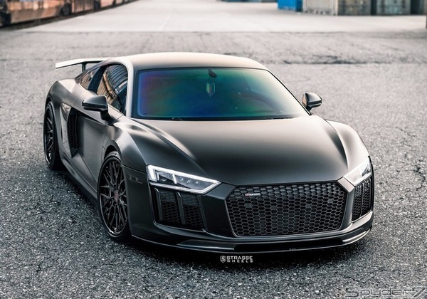 バッドモービル? ステルス戦闘機？アウディR8をサテンブラックで仕上げる！