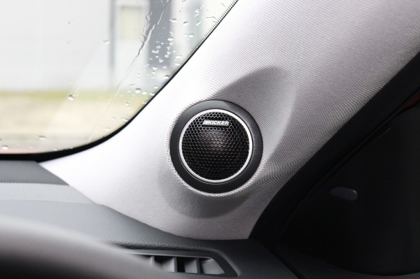 car audio newcomer！ 日産 エクストレイル（オーナー：H.Iさん）　by　 サウンドカーペンター　前編