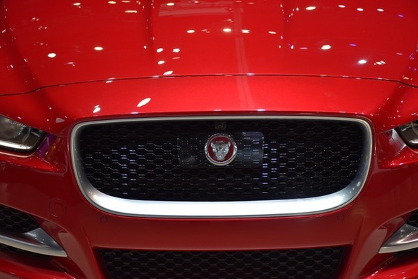ジャガー XE（ロサンゼルスモーターショー15）