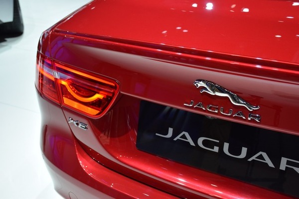 ジャガー XE（ロサンゼルスモーターショー15）