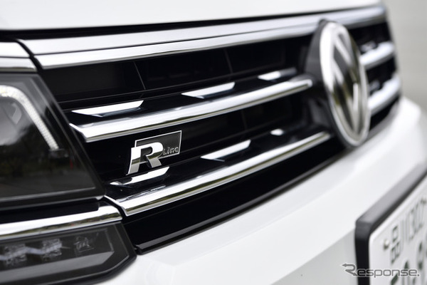 VW ティグアンTDI 4モーション R-ライン（Tiguan TDI 4MOTION R-LINE）
