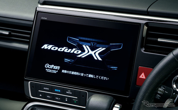 ホンダ ステップワゴン モデューロ X 10インチ プレミアム インターナビ（Gathers）（専用オープニング画面）