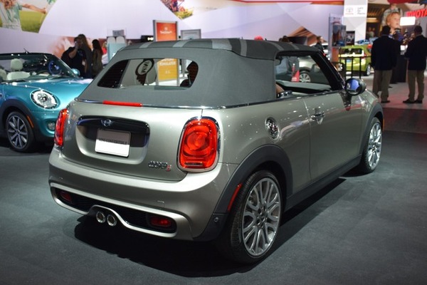 MINI クーパーS コンバーチブル（ロサンゼルスモーターショー15）