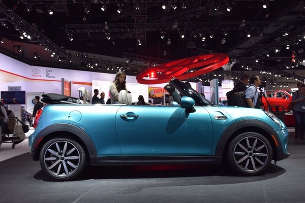 MINI クーパー コンバーチブル（ロサンゼルスモーターショー15）