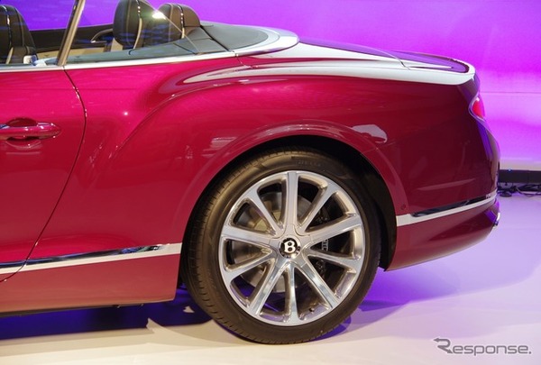 ベントレー・コンチネンタルGT コンバーチブル新型