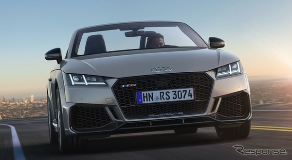 アウディ TT RS ロードスター 改良新型