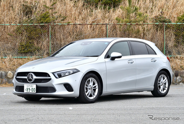 メルセデスベンツ Aクラス 新型（A180）