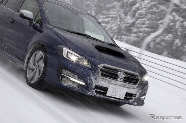 圧雪路面