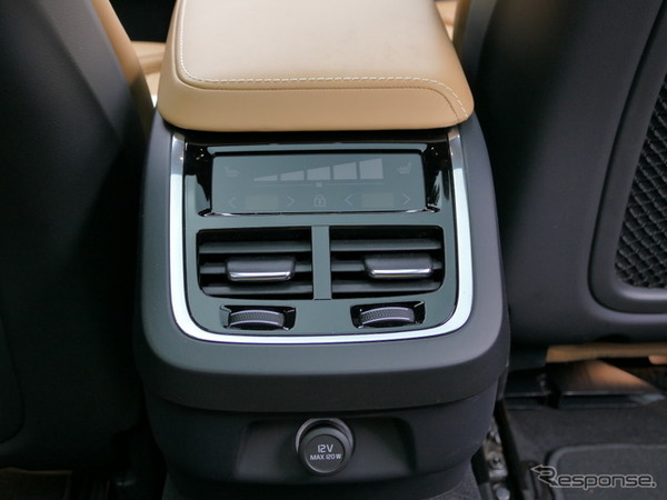 ボルボ V60 CROSS COUNTRY T5 AWD PRO