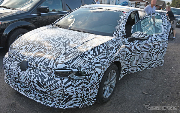VW ゴルフ 新型 開発車両（スクープ写真）