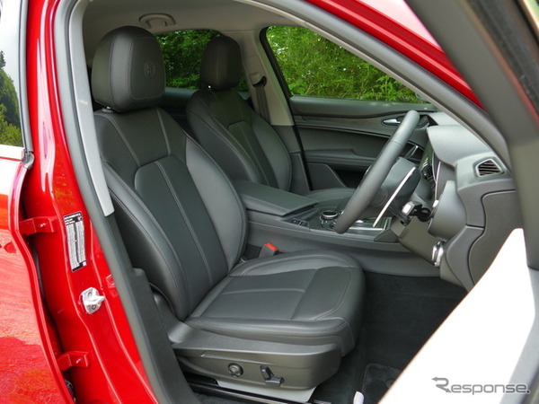 アルファロメオ ステルヴィオ 2.2 TURBO DIESEL Q4