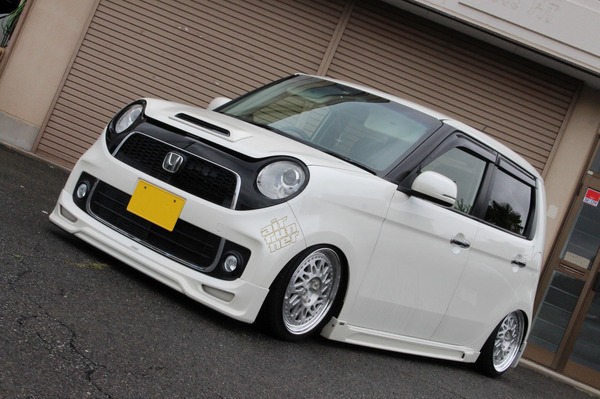 N-ONEの足まわりをエアサス化を実施することから始まったカスタム。オーディオにも力を入れ現在のスタイルへと進化した。
